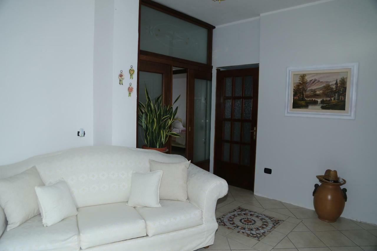بومبيي B&B Maison Blanche المظهر الخارجي الصورة