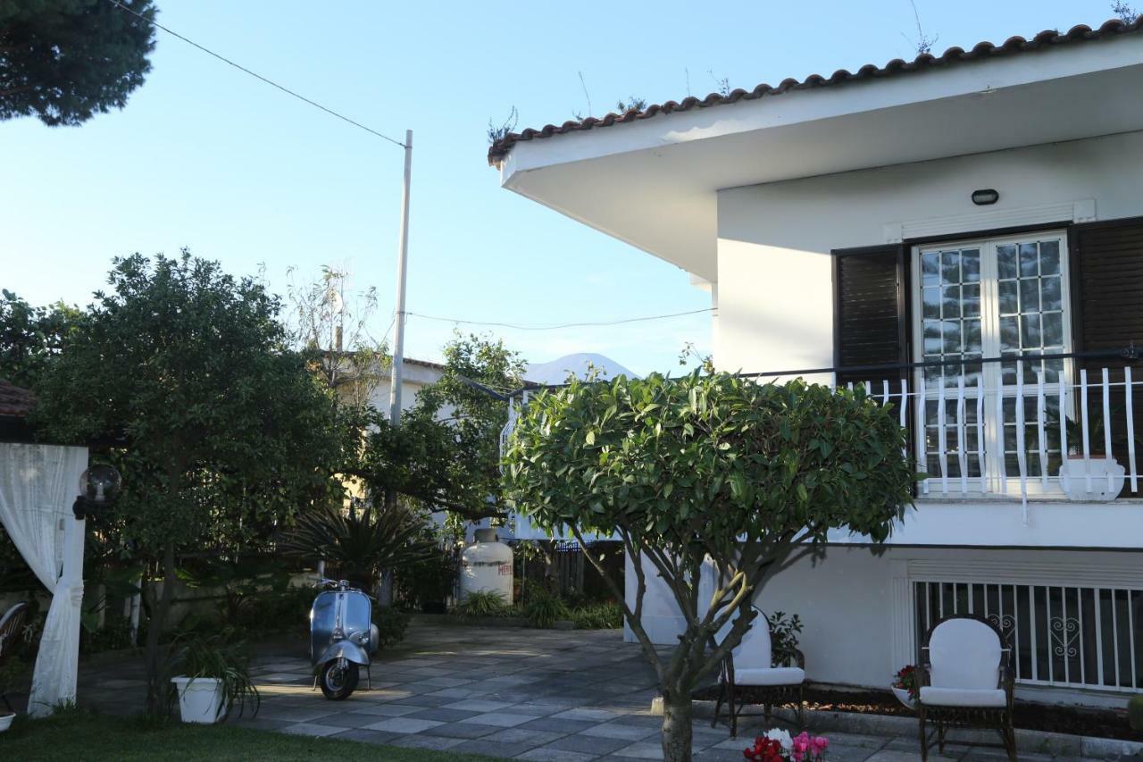 بومبيي B&B Maison Blanche المظهر الخارجي الصورة