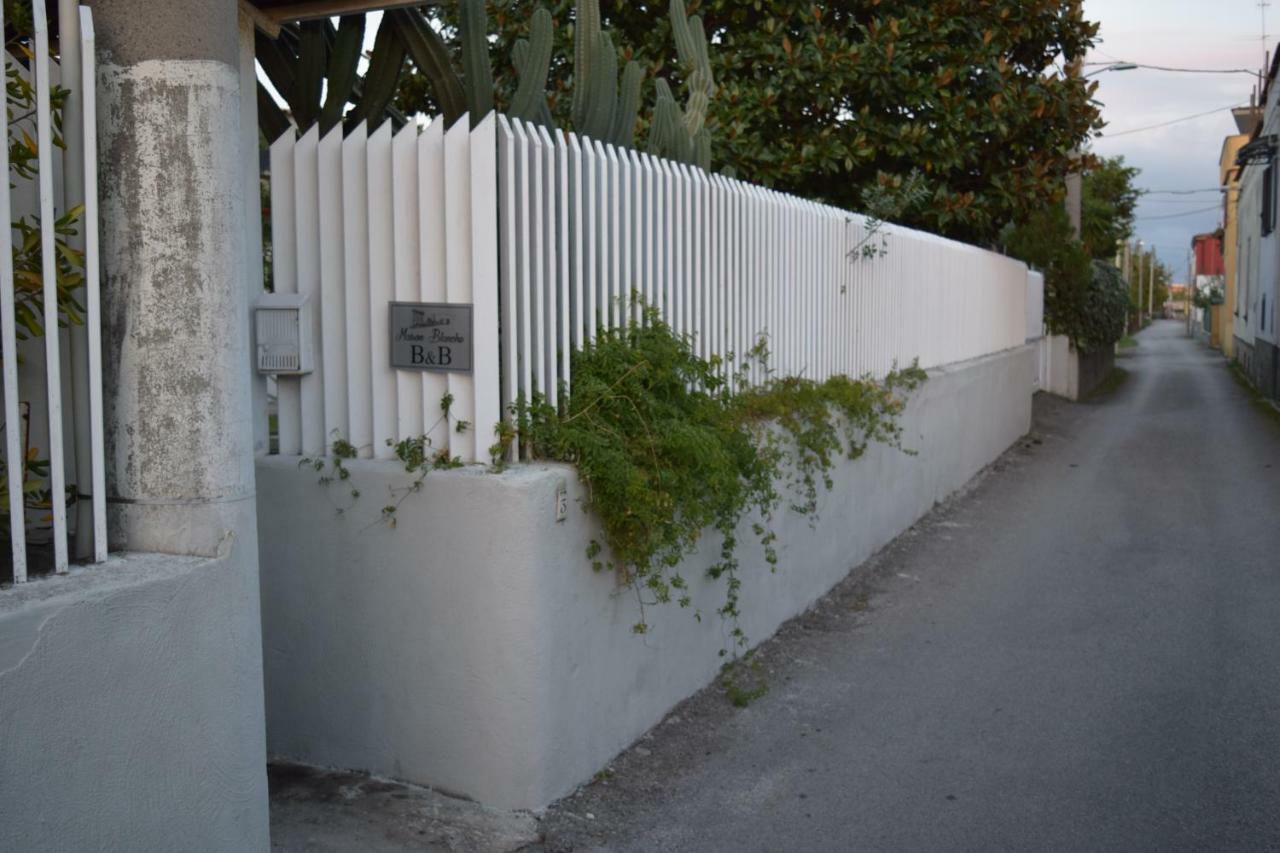 بومبيي B&B Maison Blanche المظهر الخارجي الصورة